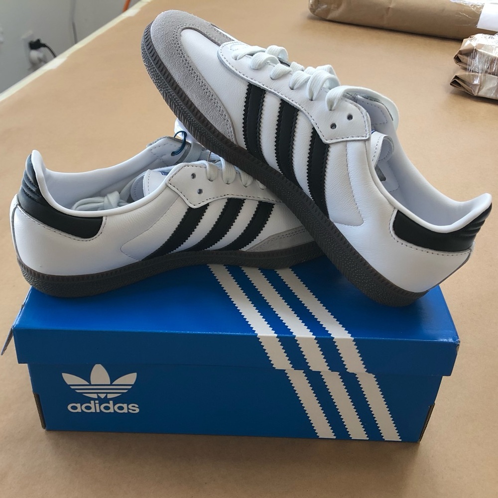 NWT Adidas Samba OG White size M6 / W7